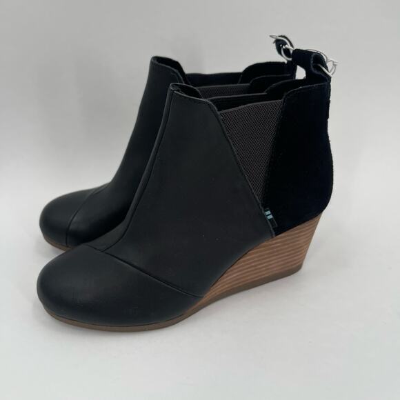TOMS Boots Size 6 Women's Kelsey Ankle NWOT Black Leather NEW Wedge Slip On - Picture 3 of 12